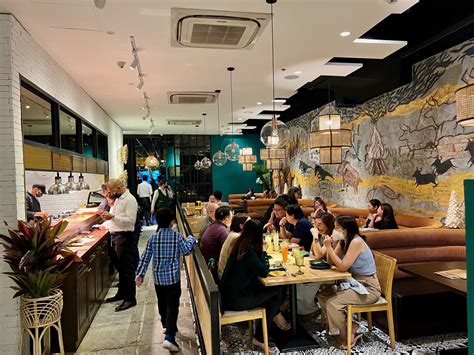 Chef Tatung's Lore Opens in BGC .